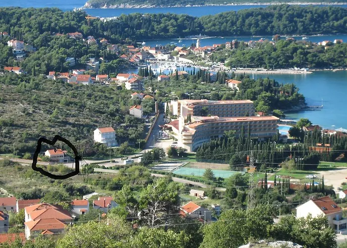 Karin Garden's Apartment Cavtat